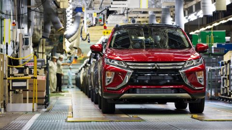 Afbeelding voor Verkoop Mitsubishi Motors stevig in de lift